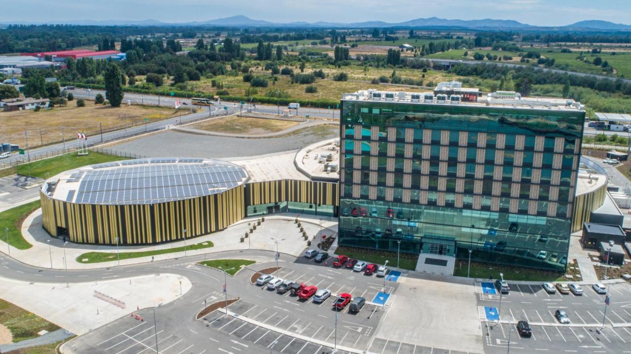 Mds Hotel Chillán Exterior foto Aerial view of the campus